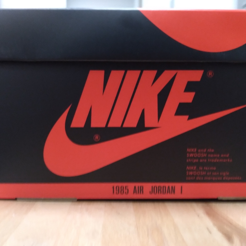 Retro 1 Jordan's volt gold - Picture 3 of 3
